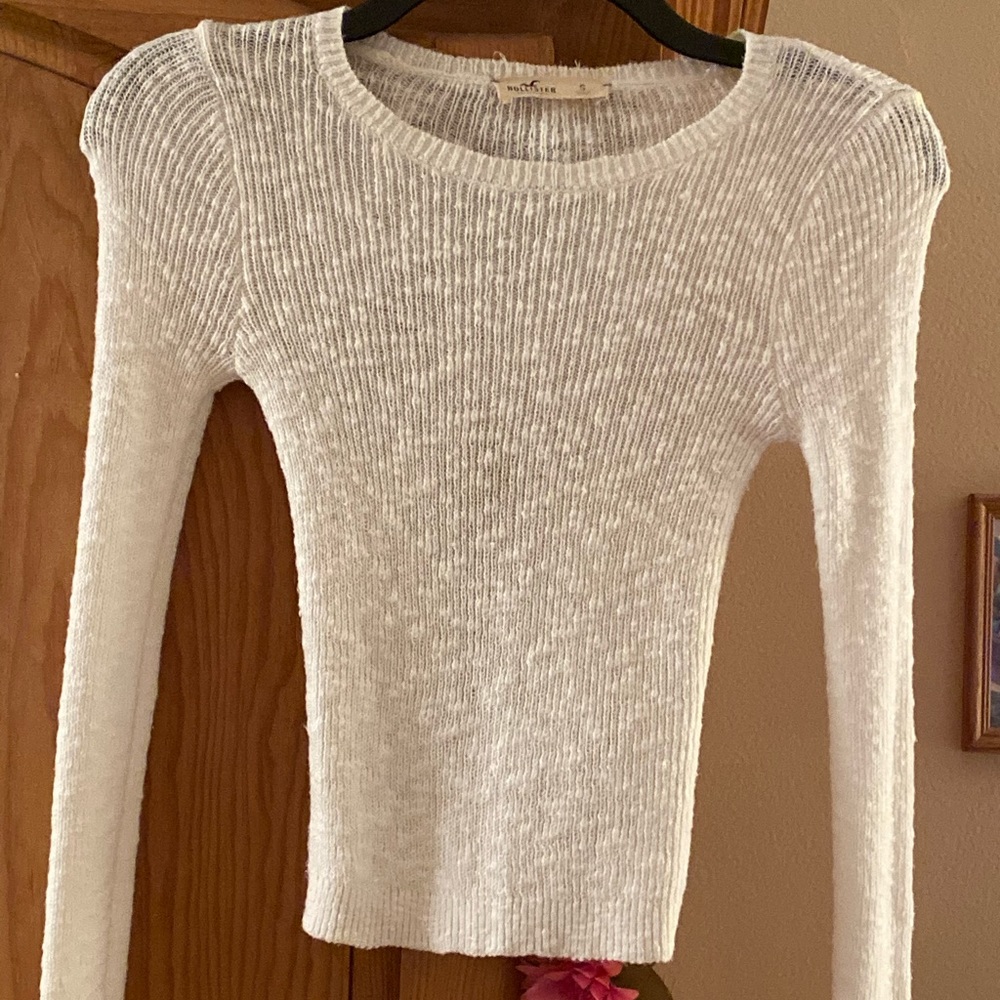 Cropped sweater